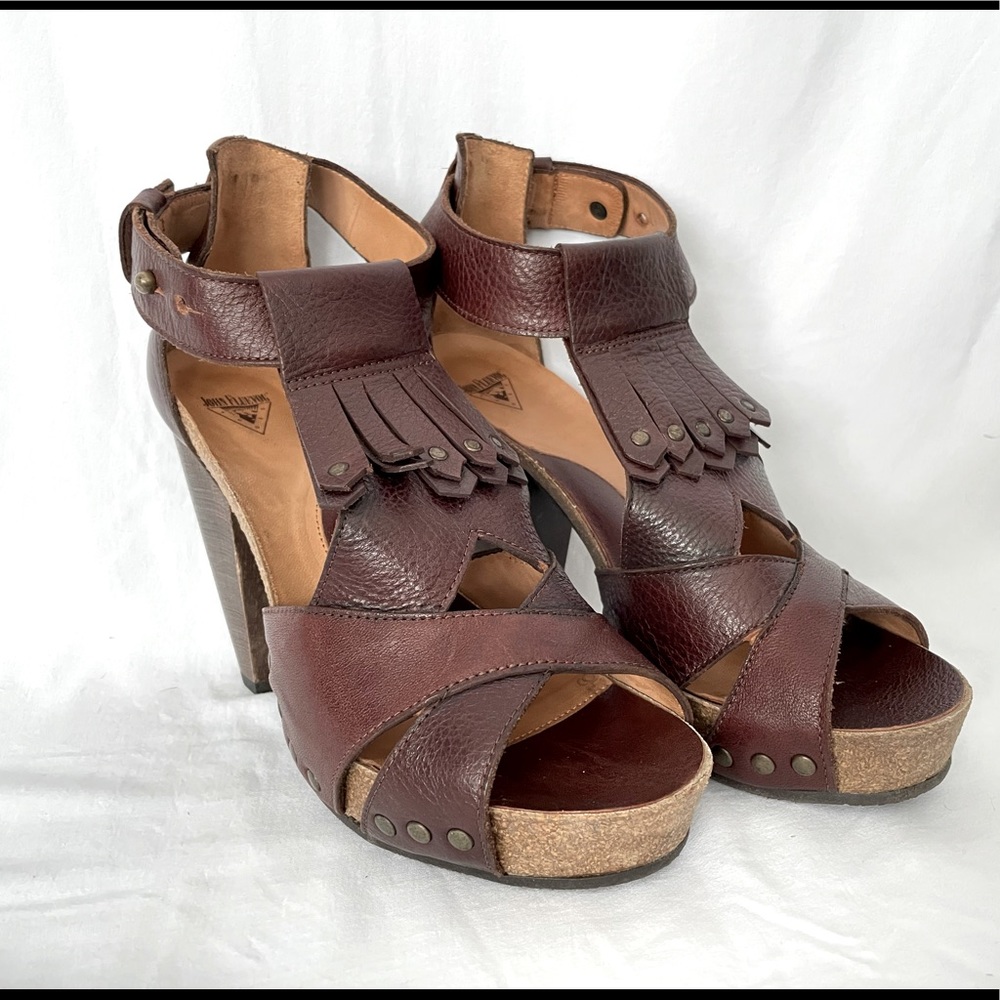 John Fluevog Brown Rules TStrap Platform Sandals